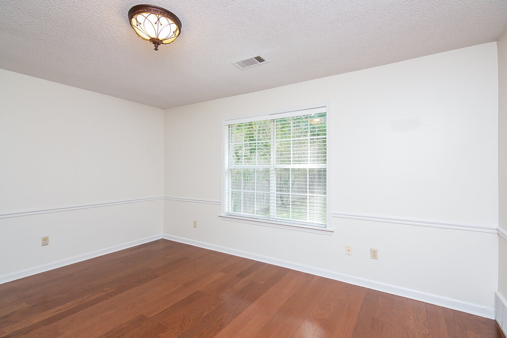 Building Photo - 1400 Milestone Dr