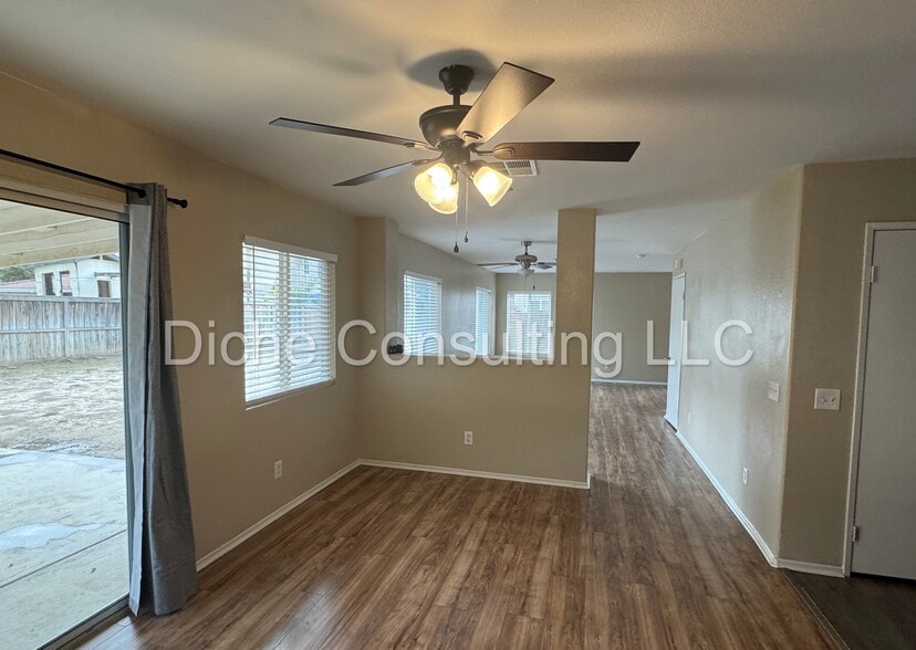 Building Photo - 4825 Country Grove Way