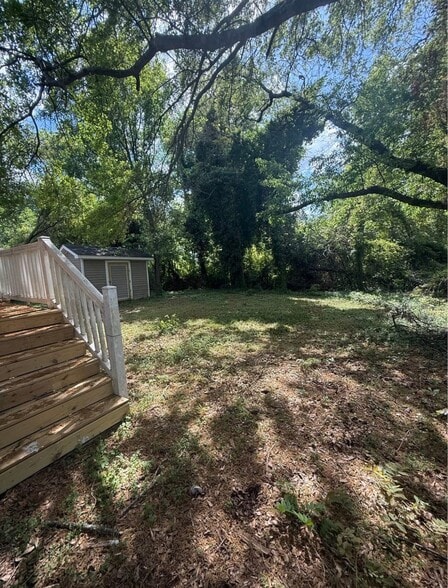 Building Photo - 1713 Harrel St