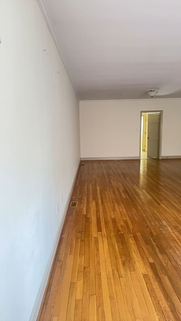 Building Photo - Location, Location!