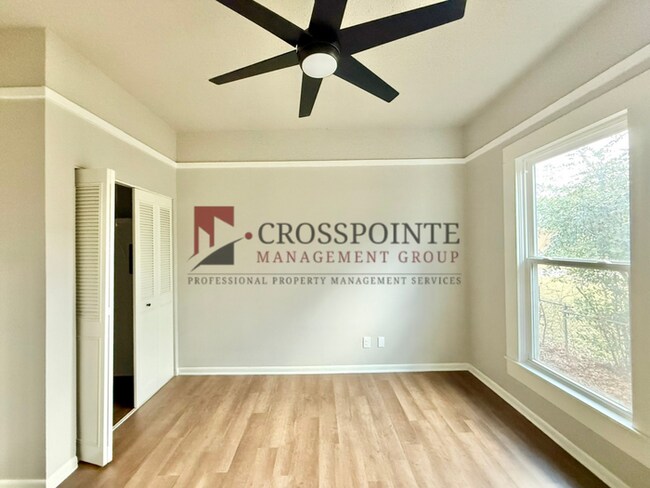 Building Photo - Bright & Modern 1-Bedroom with In-Unit Laundry