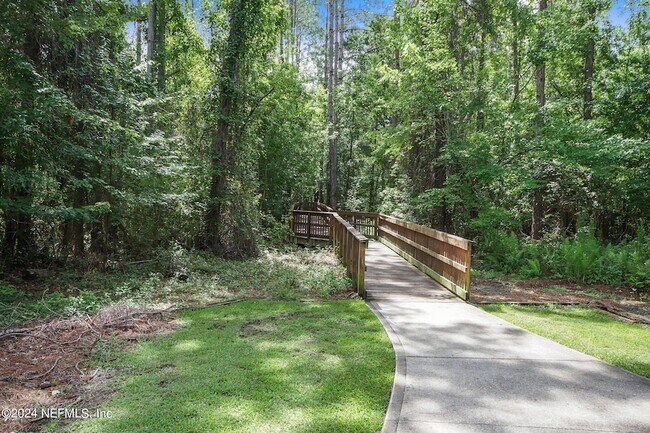 Building Photo - 785 Oakleaf Plantation Pkwy