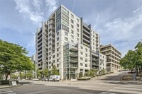 Building Photo - Stunning 2 Bed 2 Bath Seattle Unit @ the Highly Desirable Parc-Belltown Condominiums!