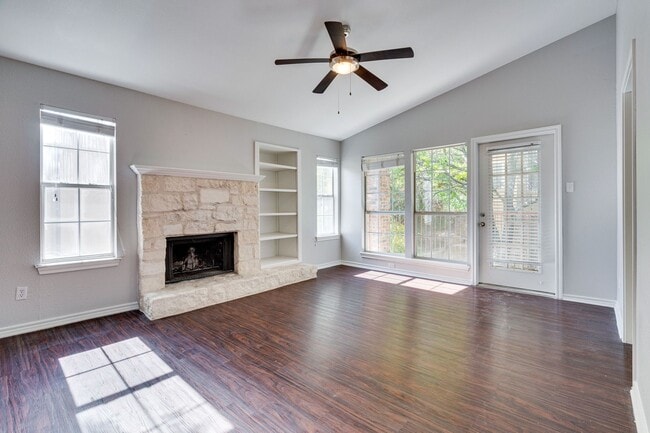 Building Photo - Natures Best Two Bedroom - 360 at 2222 - C...