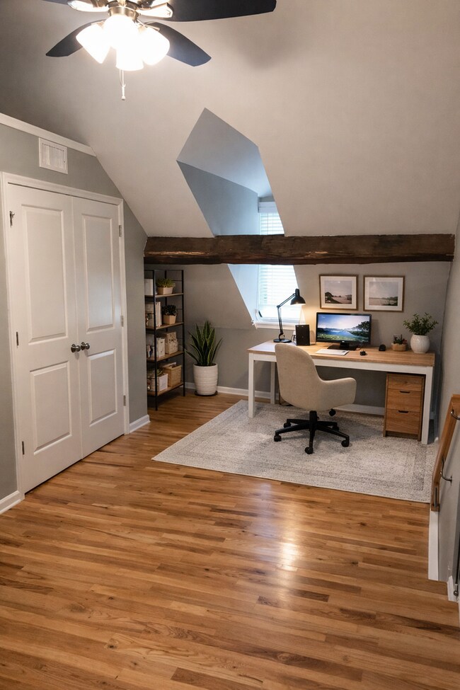 Building Photo - Amazing 2 bed home with office in Emmaus