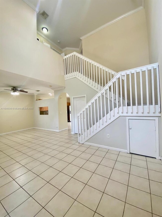 Building Photo - 12854 SW 49th Ct
