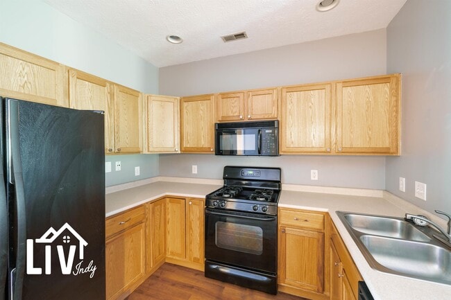 Building Photo - 1054 Reserve Way