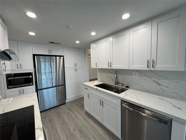 Building Photo - 1300 SW 122nd Ave