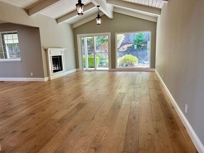 Building Photo - Modern Oasis with Pool and prime Almaden L...