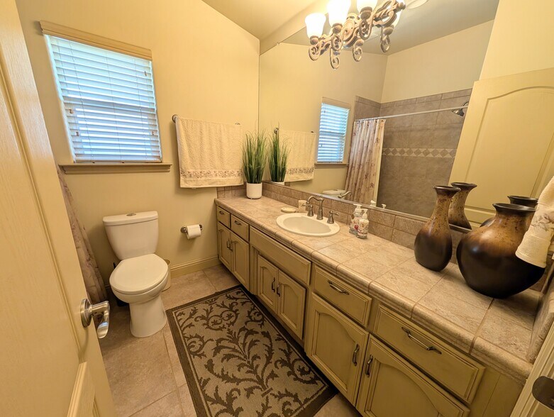 Building Photo - 156 Asilomar Dr