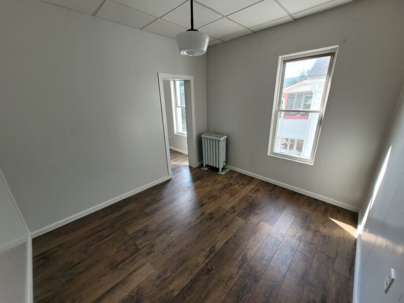Building Photo - 211-213 Montgomery Ave