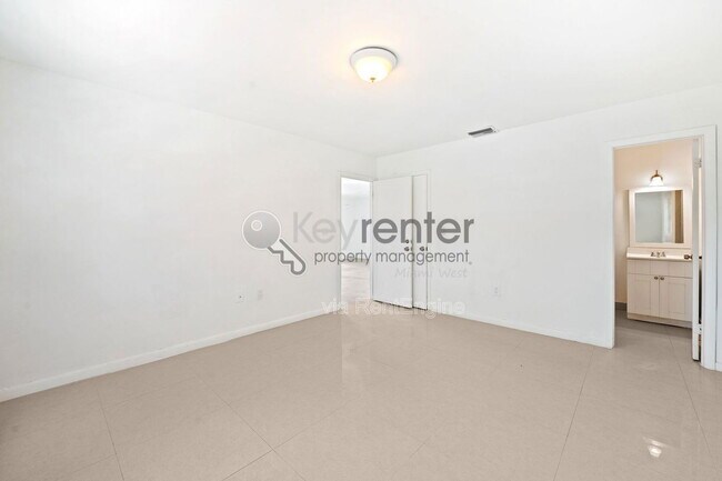 Building Photo - 15685 SW 82nd Cir Ln