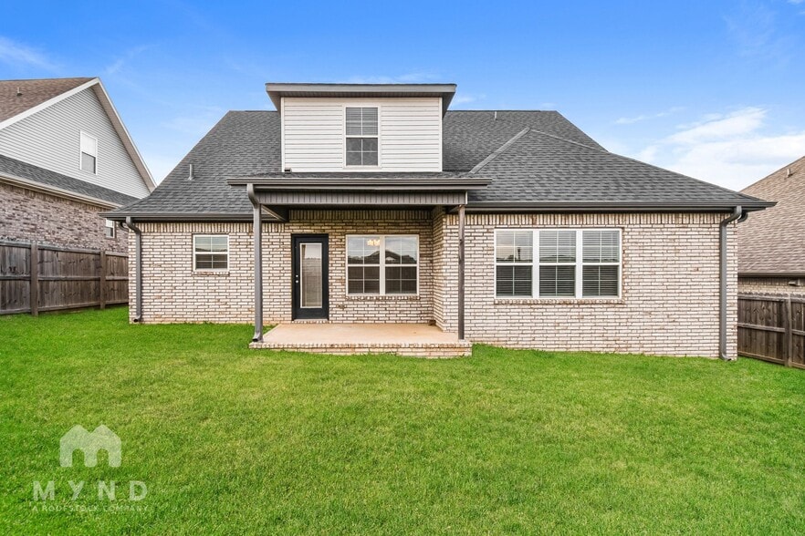 Building Photo - 5903 SW Gentle Winds Ave