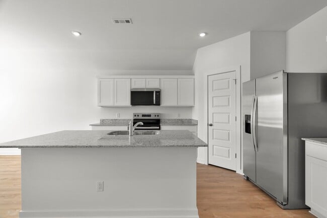 Building Photo - Brand-New 3 Bedroom Home in Prairie Grove! Move-in Ready!