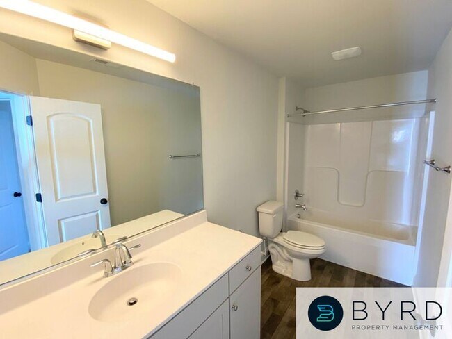 Building Photo - 6836 Leire Ln