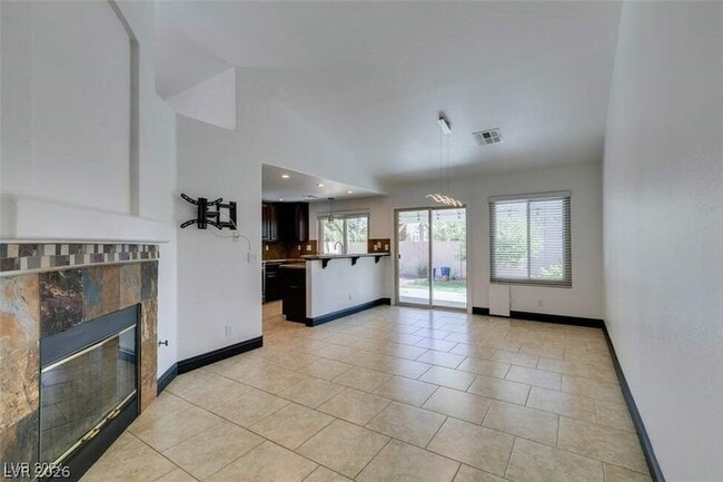 Building Photo - 240 Honeywood St