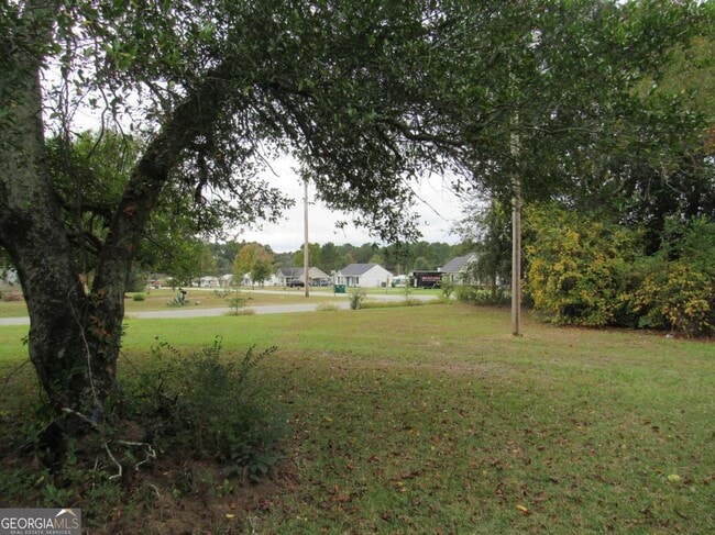 Building Photo - 112 Judy Ave