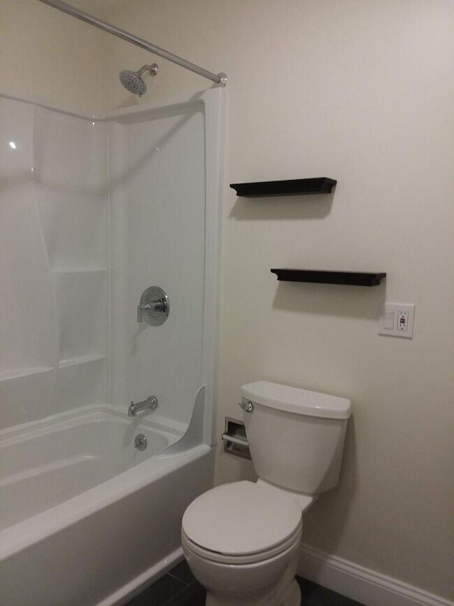 Building Photo - 4 bedroom in Boston MA 02120