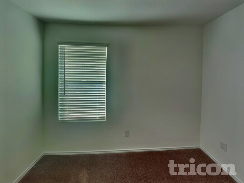 Building Photo - 5935 Forenoon Dr