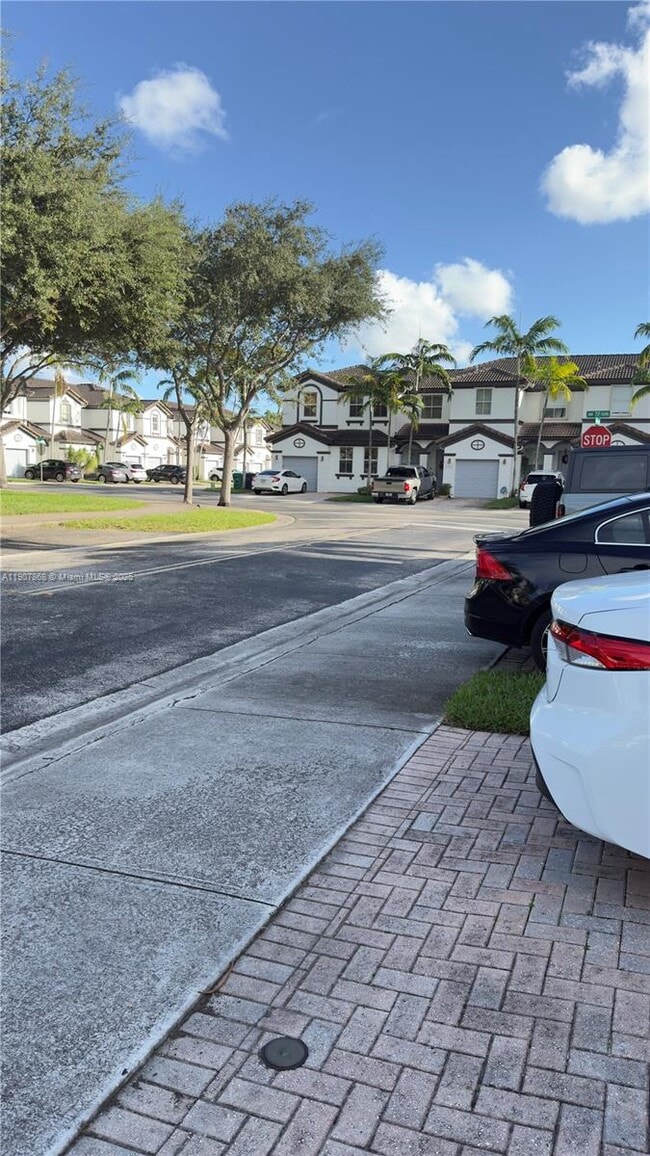 Building Photo - 7738 NW 116th Ave