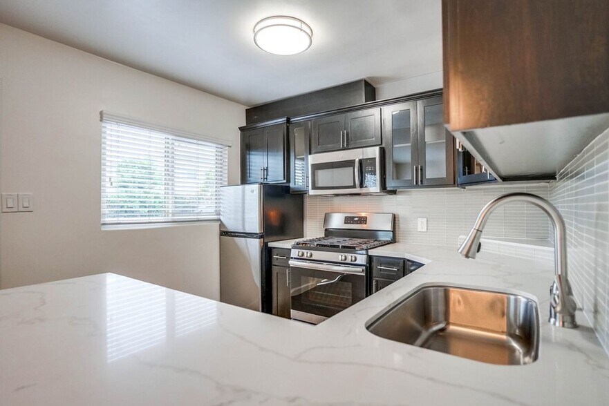 Interior Photo - Apartments close to Downtown LA with Gym, BBQ Area, Laundry Facilities and More!