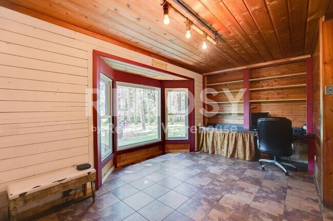 Building Photo - 3BD/2.5BA Home in Elk River Available Now!