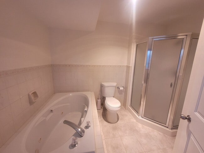 Building Photo - Bayview Townhouse Condo in Blaine with Garage - 4th St.