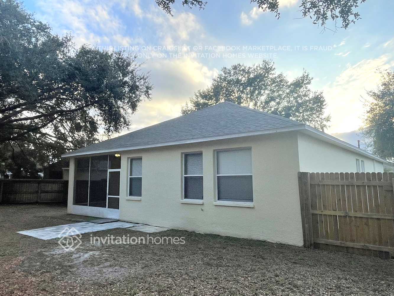 Building Photo - 1612 Wakefield Dr