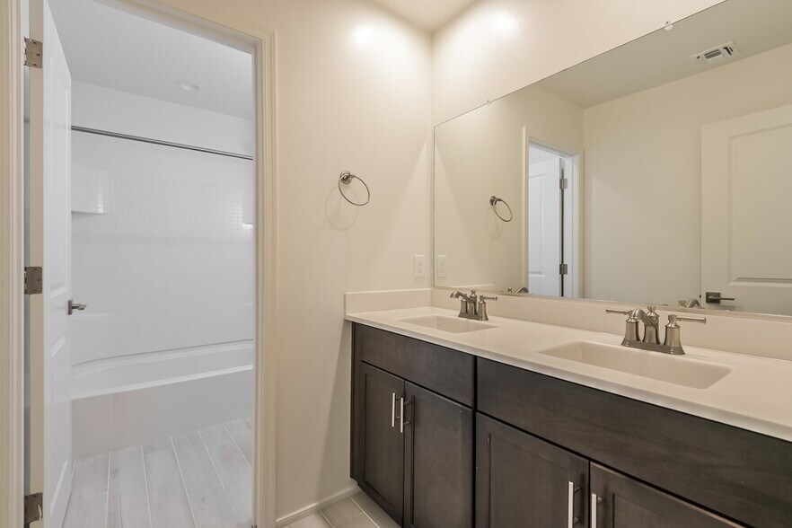 Building Photo - 12170 W Avianna Wy