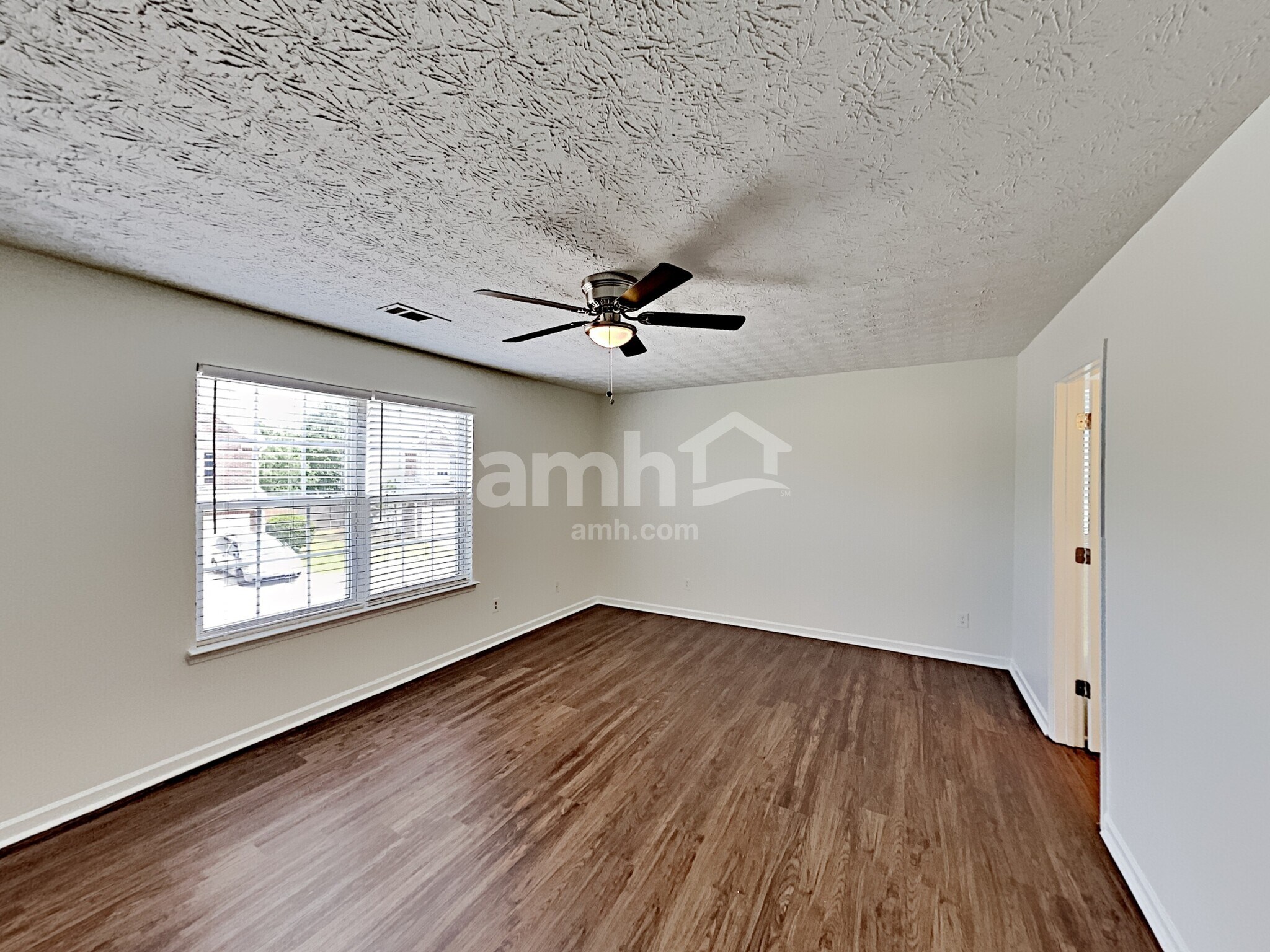 Building Photo - 2999 Storybook Ln