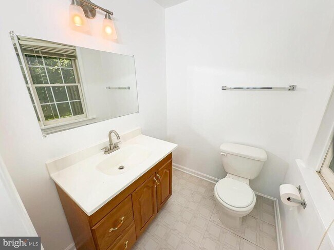 Building Photo - 7822 Quill Point Dr
