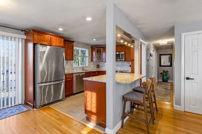 Building Photo - 44 Belleview Ave