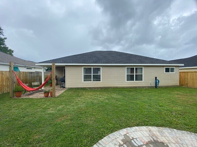 Building Photo - 6486 Surfside Cove