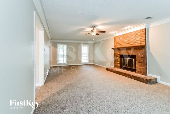 Building Photo - 6889 S Hedgewall Cir