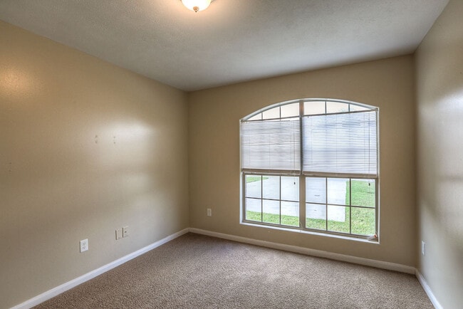 Building Photo - Pine Landing Homes