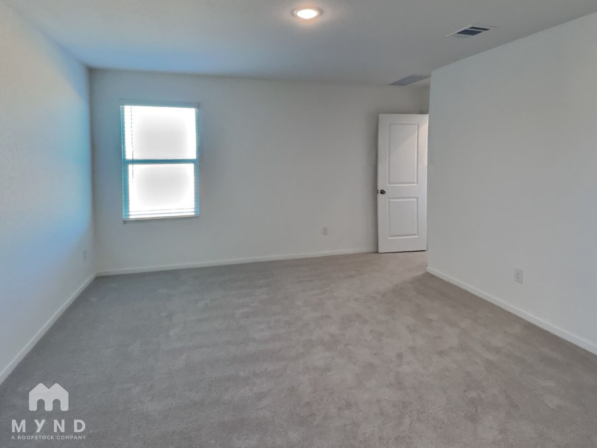 Building Photo - 340 Pacific Waters