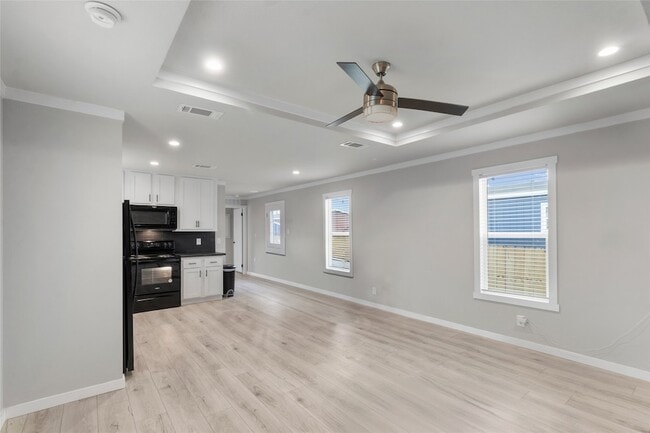 Building Photo - 119 Mooney Rd