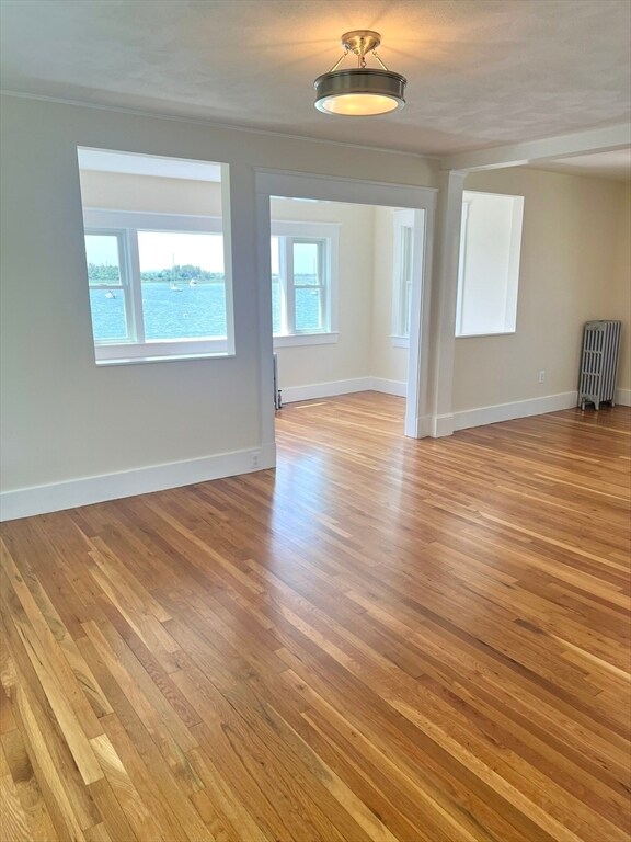 Building Photo - 6 Elmwood Ct