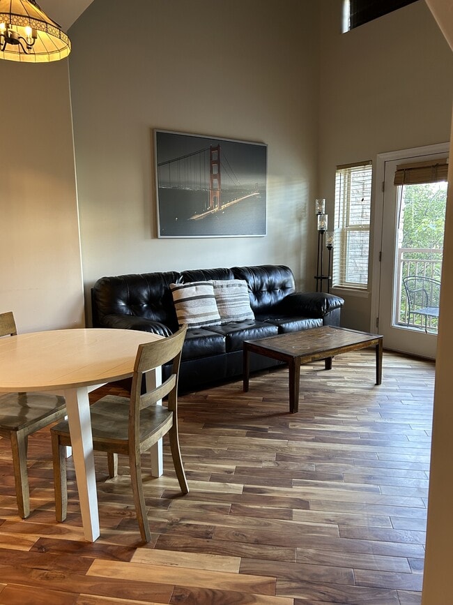 Building Photo - 5 S 500 W