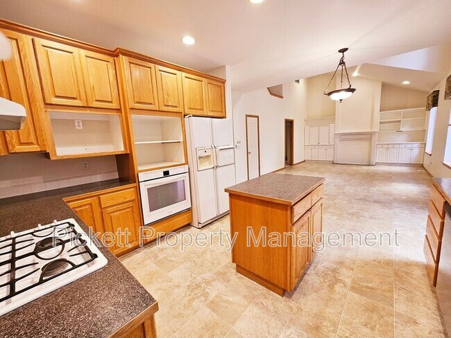 Building Photo - 5998 McCormick Woods Dr SW