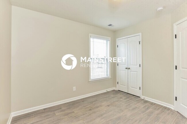 Building Photo - 3 Bedroom Pet-Friendly Home in SMYRNA, TN ...