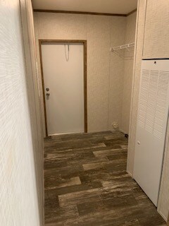 Building Photo - 5820 Arrowhead Dr