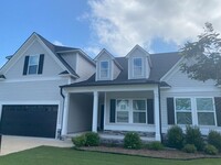 Building Photo - 3 Bed/3 Bath with 2 Bonus Rooms!!!