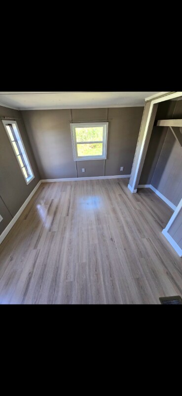 Building Photo - 47 Haney Park