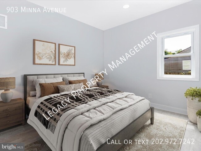Building Photo - 903 Minna Ave