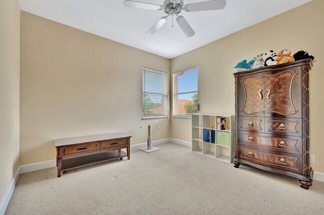 Building Photo - 546 NW 118th Terrace