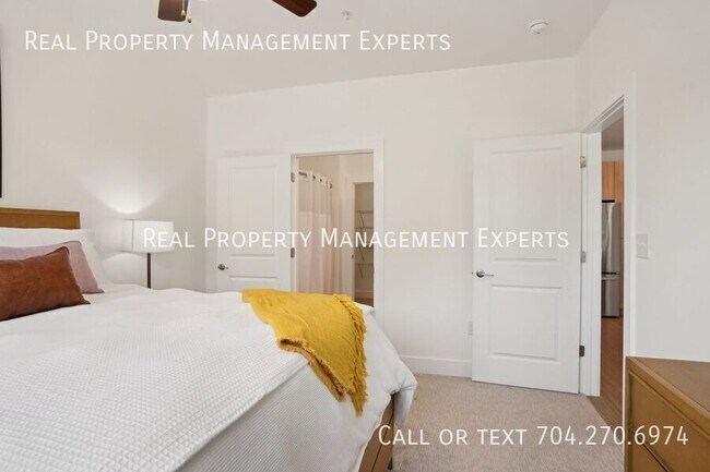 Building Photo - 14801 Statesville Rd