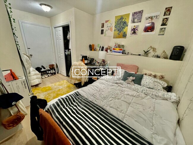 Building Photo - 1430 Tremont St