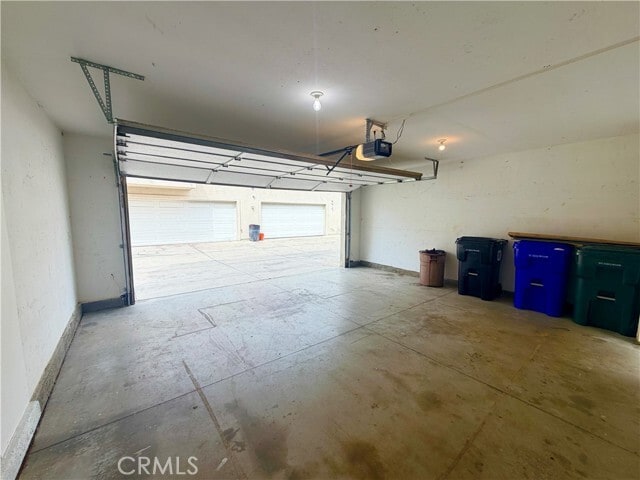 Building Photo - 215 N Spruce Ave