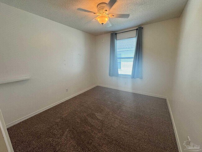 Building Photo - 314 Mizzen Ln